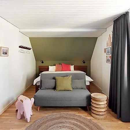 Pop-up Stuub 3*